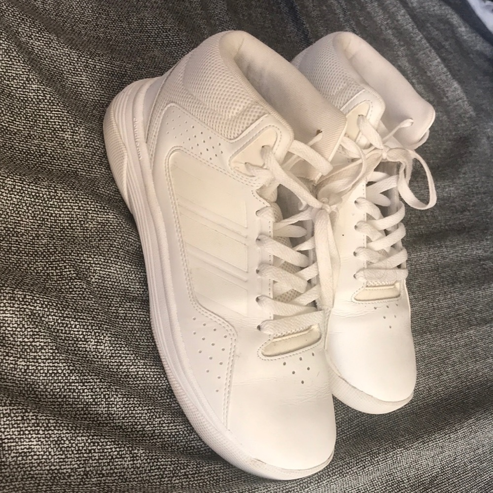 White Adidas Cloudfoam Hightops